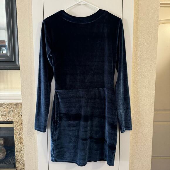 Revolve NBD Connor Velvet Dress in Nightfall Sexy Velvet Burnout Size Medium - Picture 7 of 7